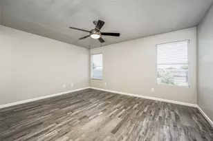 121 Thoroughbred Dr, Krum, TX 76249 - Photo 10