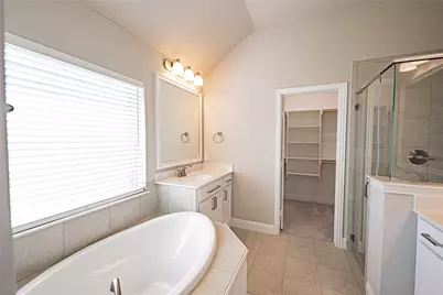 918 Edinburgh Drive, McGregor, TX 76657 - Photo 8