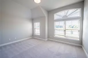 918 Edinburgh Dr, McGregor, TX 76657 - Photo 16