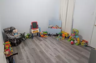 211 W McAfee Dr, Mabank, TX 75147 - Photo 14