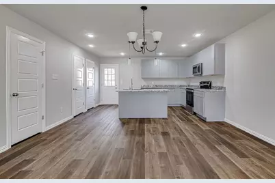 333 N Field Street, Burleson, TX 76028 - Photo 32