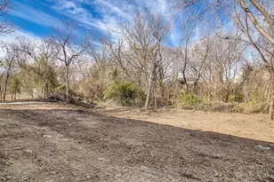 333 N Field St, Burleson, TX 76028 - Photo 12