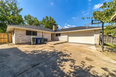 4006 Cedar Creek Drive, Garland, TX 75043 - Photo 32