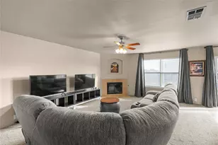 1401 Pheasant Dr, Sherman, TX 75092 - Photo 4