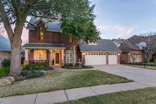 2710 Cobblestone Dr, Grapevine, TX 76051 - Photo 1