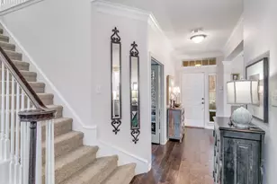 2710 Cobblestone Dr, Grapevine, TX 76051 - Photo 4