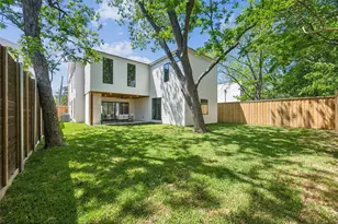 4415 Merrell Rd, Dallas, TX 75229 - Photo 32
