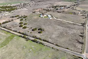2288 Compton School Rd, Crawford, TX 76638 - Photo 34