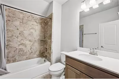 991 E Villas Court, Lewisville, TX 75067 - Photo 26