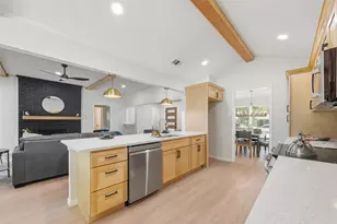 2709 Quail Ridge Dr, Carrollton, TX 75006 - Photo 10