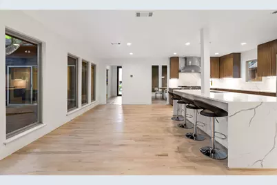 9415 Hill View Drive, Dallas, TX 75231 - Photo 12