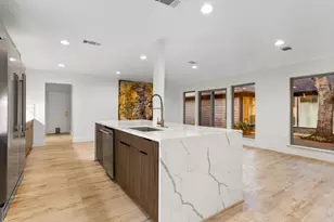 9415 Hill View Dr, Dallas, TX 75231 - Photo 16