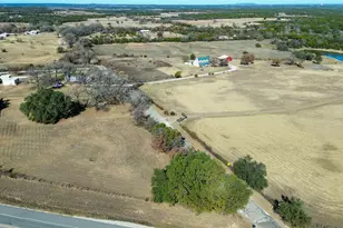 1053 Co Rd 1017, Glen Rose, TX 76043 - Photo 10