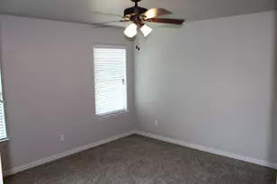 208 W Lake Ave, Sherman, TX 75090 - Photo 14