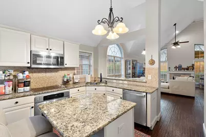 14584 Evergreen Court, Addison, TX 75001 - Photo 12