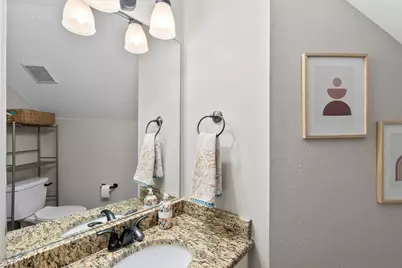 14584 Evergreen Court, Addison, TX 75001 - Photo 18