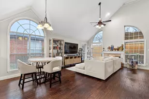 14584 Evergreen Ct, Addison, TX 75001 - Photo 4