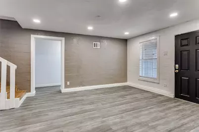 2625 Frazier Avenue, Fort Worth, TX 76110 - Photo 4