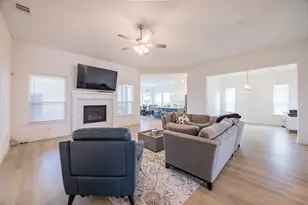 2318 Sheppards Ln, Waxahachie, TX 75167 - Photo 10