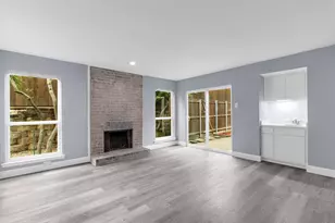 2222 Salem Dr, Carrollton, TX 75006 - Photo 10