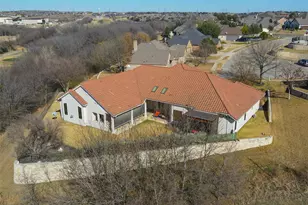 8000 Echo Hills Ct S, Benbrook, TX 76126 - Photo 40