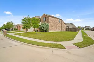 2050 Rosebury Ln, Forney, TX 75126 - Photo 2
