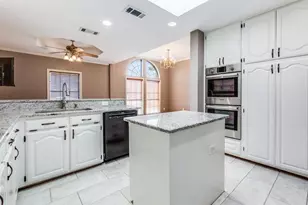 10127 Chisholm Trail, Dallas, TX 75243 - Photo 6