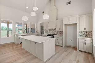 7404 N Sundance Dr, Joshua, TX 76058 - Photo 8