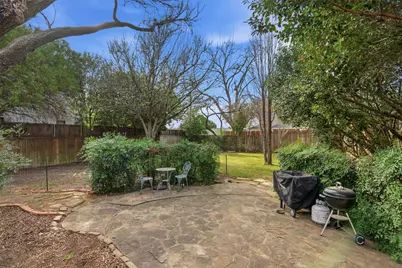 9841 Lakemont Drive, Dallas, TX 75220 - Photo 22