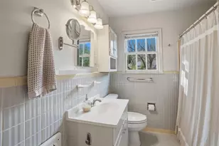 9841 Lakemont Dr, Dallas, TX 75220 - Photo 8