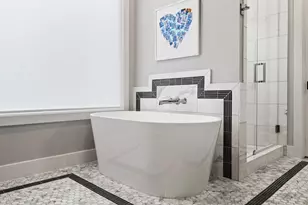 619 Blanning Dr, Dallas, TX 75218 - Photo 18