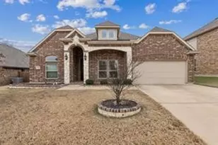 909 Foxtail Dr, Mansfield, TX 76063 - Photo 1