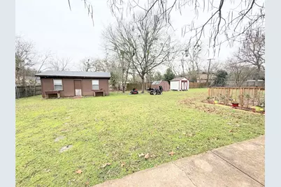 112 Meadow Lane, Groesbeck, TX 76642 - Photo 32