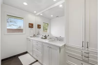 7039 Cliffbrook Drive, Dallas, TX 75254 - Photo 16