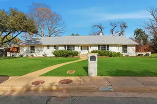 7039 Cliffbrook Dr, Dallas, TX 75254 - Photo 2