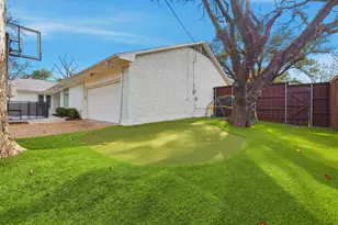 7039 Cliffbrook Dr, Dallas, TX 75254 - Photo 32