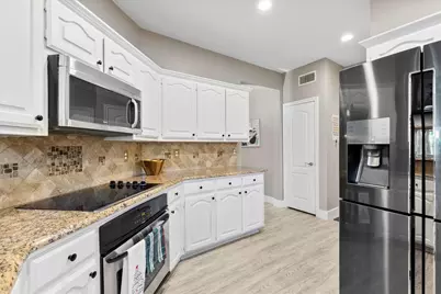 4008 Sherry Lane, Addison, TX 75001 - Photo 10