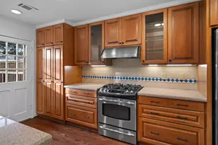 9651 Leaside Dr, Dallas, TX 75238 - Photo 8