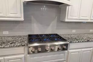 2846 Lotus, Carrollton, TX 75007 - Photo 8