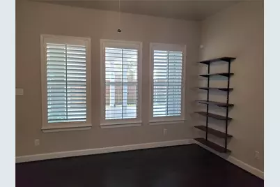 2846 Lotus, Carrollton, TX 75007 - Photo 10