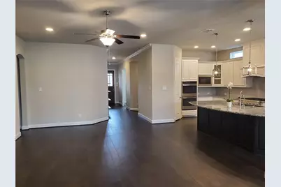 2846 Lotus, Carrollton, TX 75007 - Photo 6