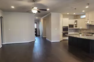 2846 Lotus, Carrollton, TX 75007 - Photo 6