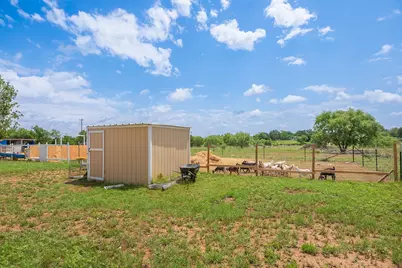 305 S Brown Street, Richland Springs, TX 76871 - Photo 32