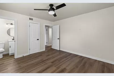 322 S Barbara, Lacy Lakeview, TX 76705 - Photo 34