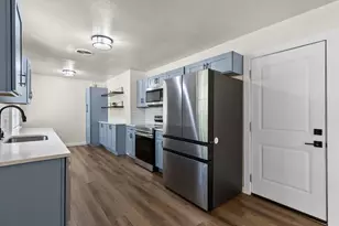 322 S Barbara, Lacy Lakeview, TX 76705 - Photo 22