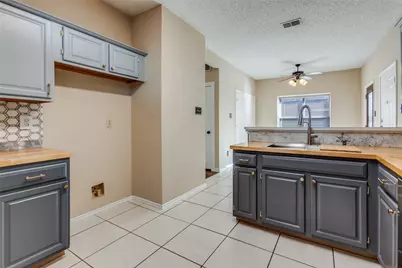 2120 Arbor Creek Drive, Carrollton, TX 75010 - Photo 16