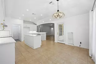 835 Evergreen Ln, Burleson, TX 76028 - Photo 12