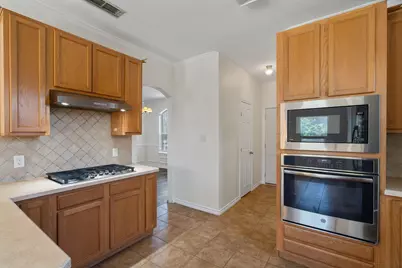 1030 Estates Drive, Kennedale, TX 76060 - Photo 14