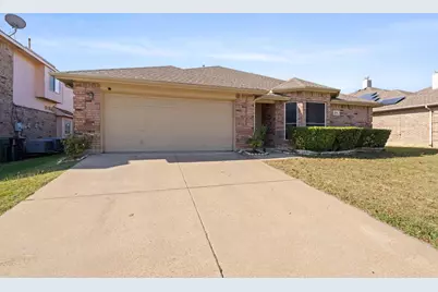 6718 Meadowcrest Drive, Arlington, TX 76002 - Photo 2