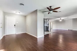 3217 Dreeben Dr, Richland Hills, TX 76118 - Photo 4